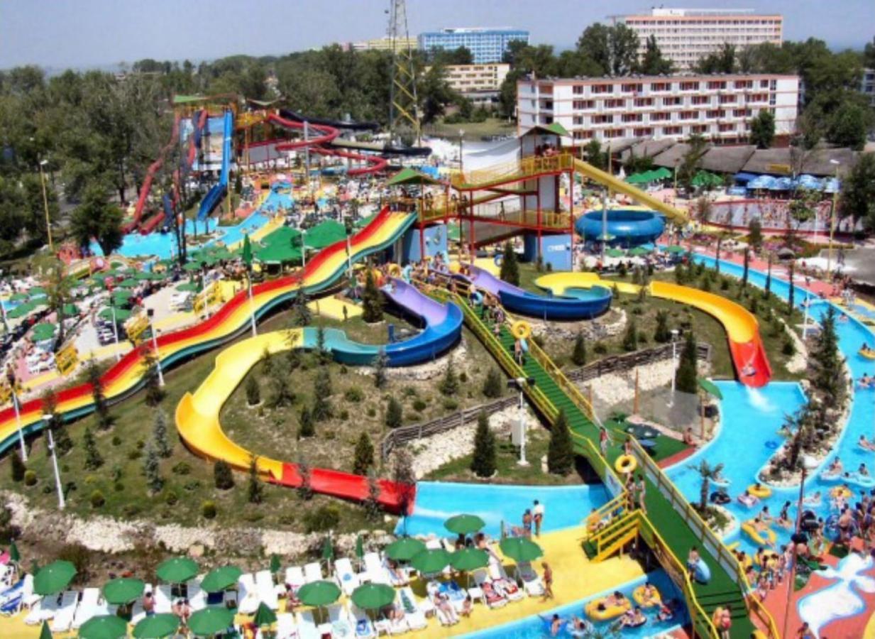 Grand Mamaia Lake Apartments Constanta Exterior photo